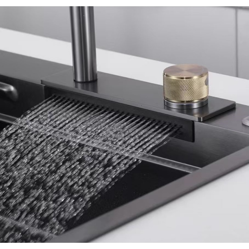 Kitchen Gadgets Luxury - The Flying Rain faucet comes with